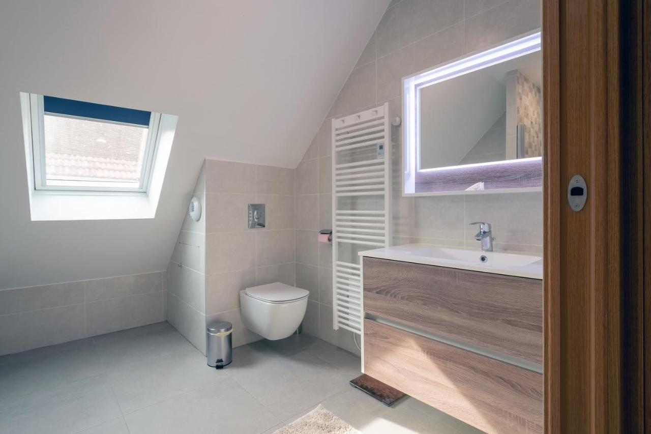 La Villa Lombardi En Champagne, Avec Piscine Privee Et Jacuzzi Les Riceys Zewnętrze zdjęcie