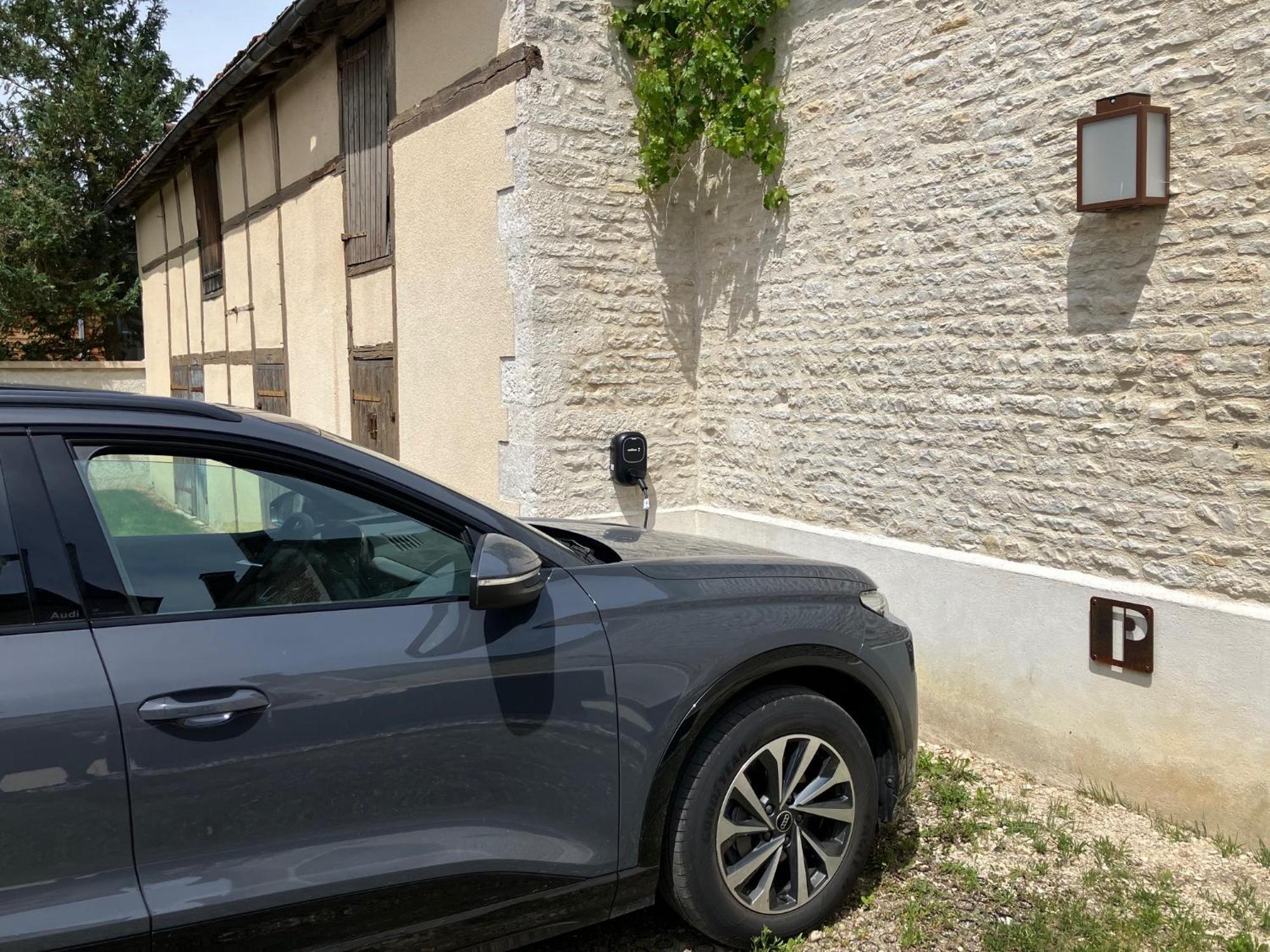 La Villa Lombardi En Champagne, Avec Piscine Privee Et Jacuzzi Les Riceys Zewnętrze zdjęcie